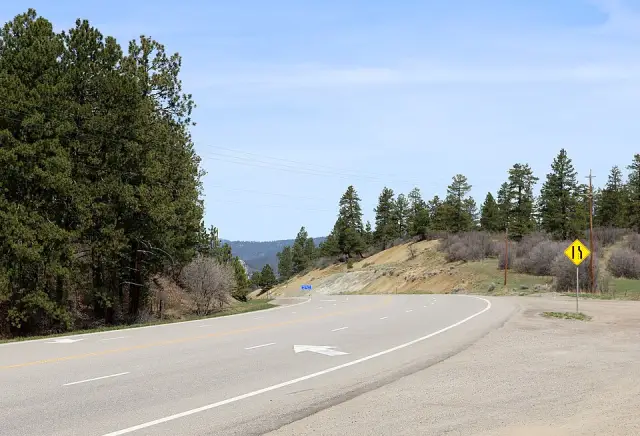 Yellowjacket Pass